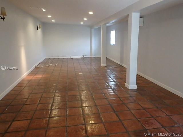 Building Photo - 9523 SW 79th Terrace