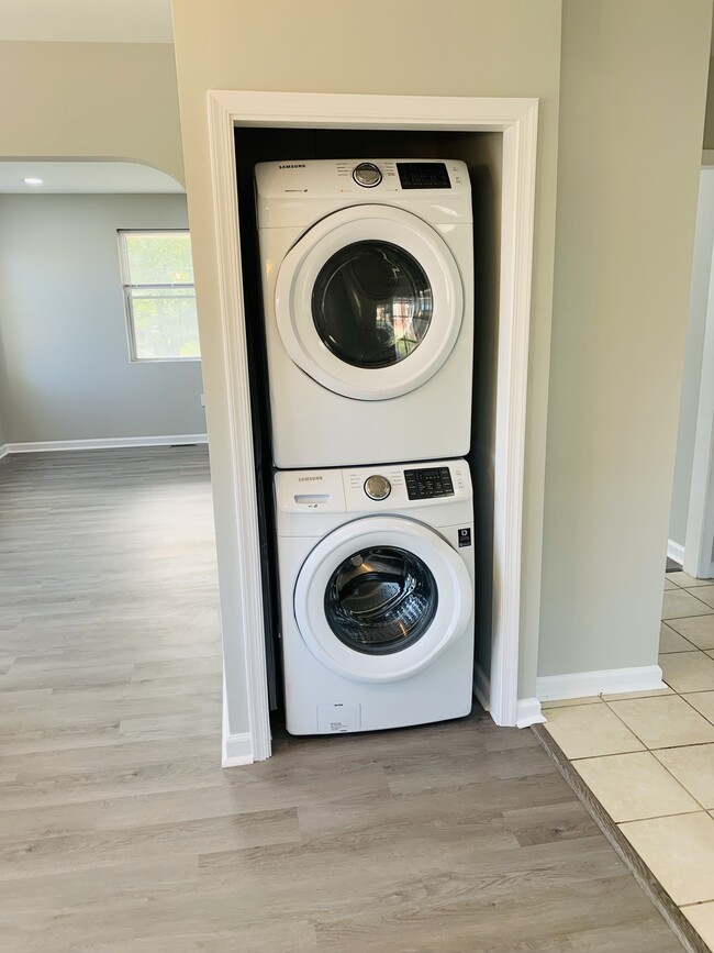 Foto del edificio - 5709 The Alameda