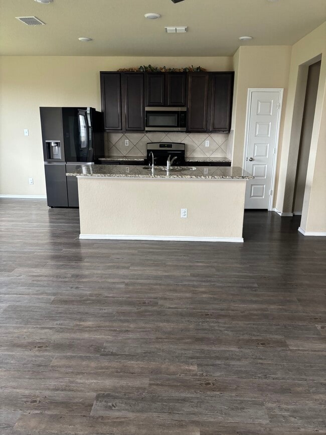 Building Photo - 6026 Galena Rock