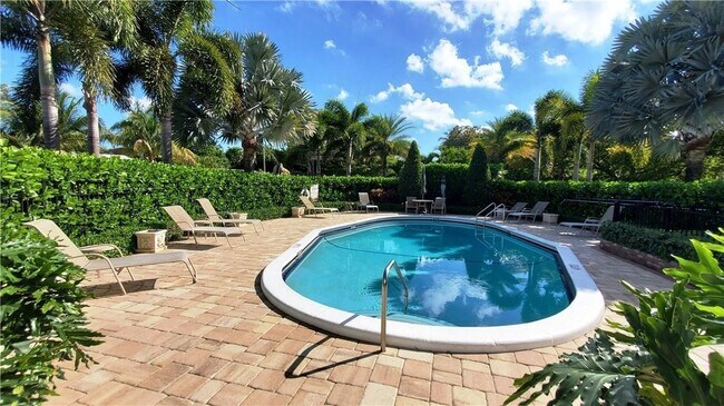 Foto del edificio - 2190 NE 51st Ct