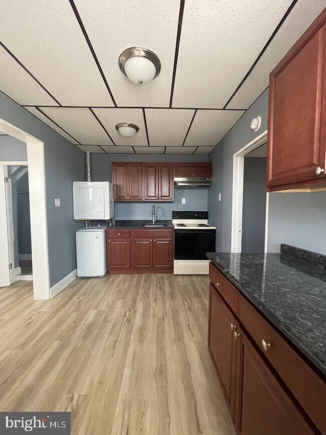 4623 Vista St, Philadelphia, PA 19136 Townhome Rentals in