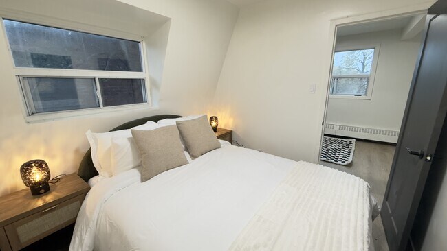 Building Photo - 62 Triller Ave