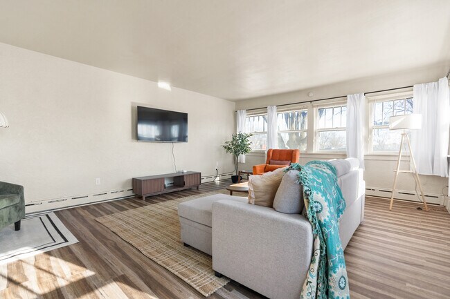 Foto del edificio - 1208 Ellis Blvd NW