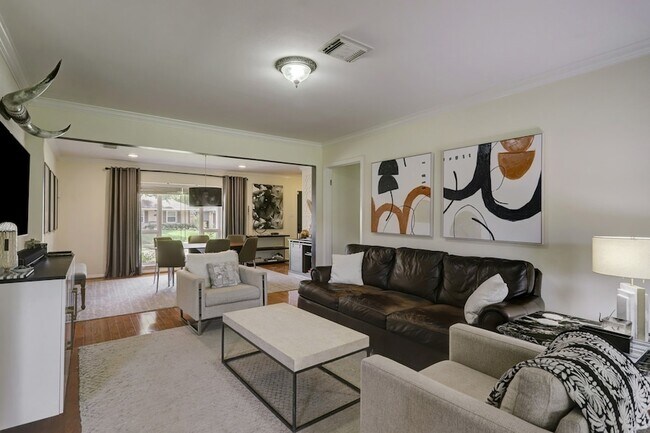 Foto del edificio - 1823 Seamist Ct