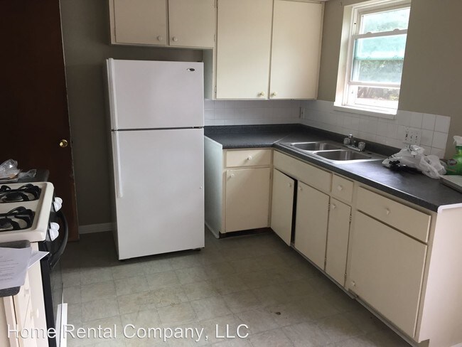 Foto del edificio - 468 Tuttle Ave NE