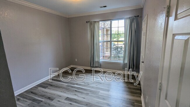 Building Photo - 1370 Tuscana Ln