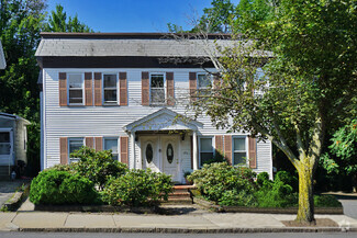 Building Photo - 250 River St