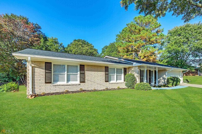 Building Photo - 777 Sage Ln NW