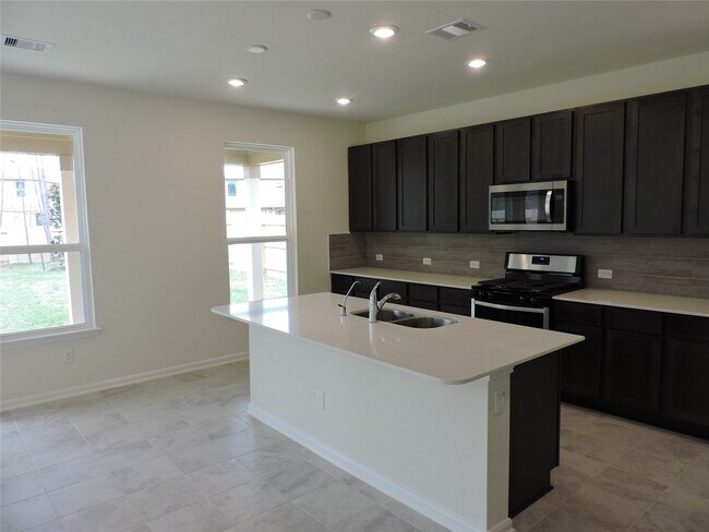 Foto del edificio - 1122 Epworth Ct.