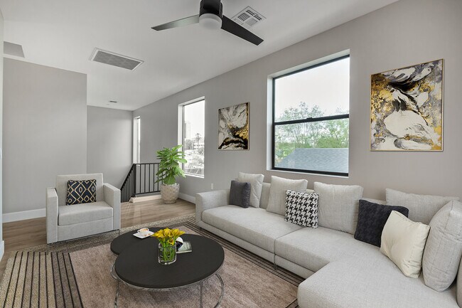 Foto del edificio - 540 E Clarendon Ave