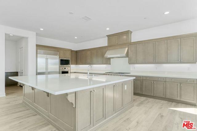 Foto del edificio - 20534 Edgewood Ct