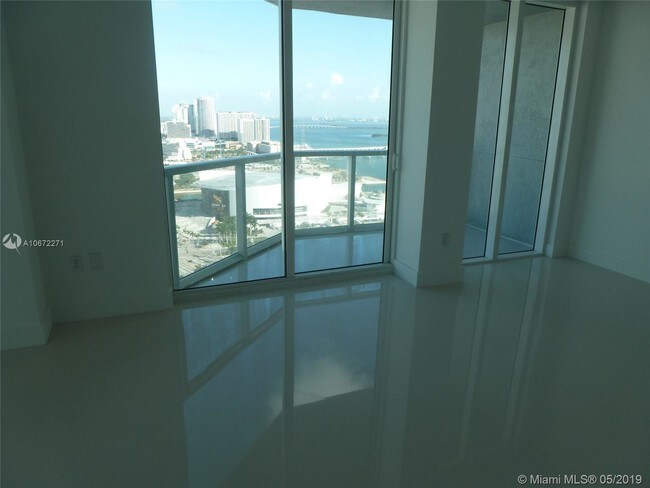 Foto del edificio - 253 NE 2nd St
