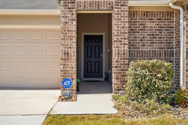Building Photo - 841 Bahia Pl