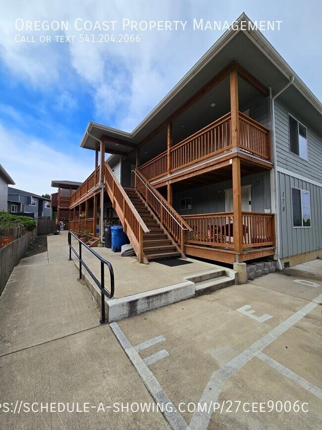 Foto del edificio - 170 SW Strawberry Ln