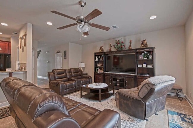 Building Photo - 8879 White Ibis Way