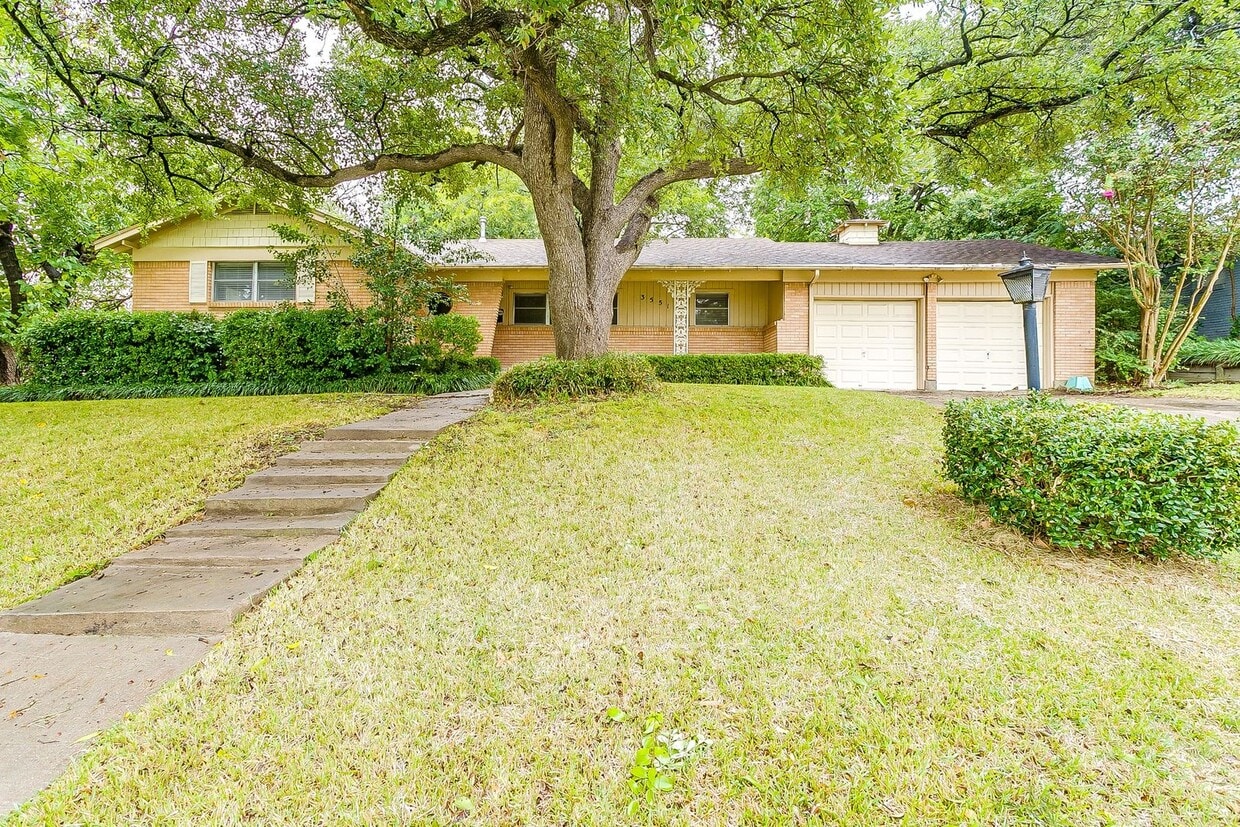 Ready for New Tenants- Large 3 bed, 2 bath... - Ready for New Tenants- Large 3 bed, 2 bath...
