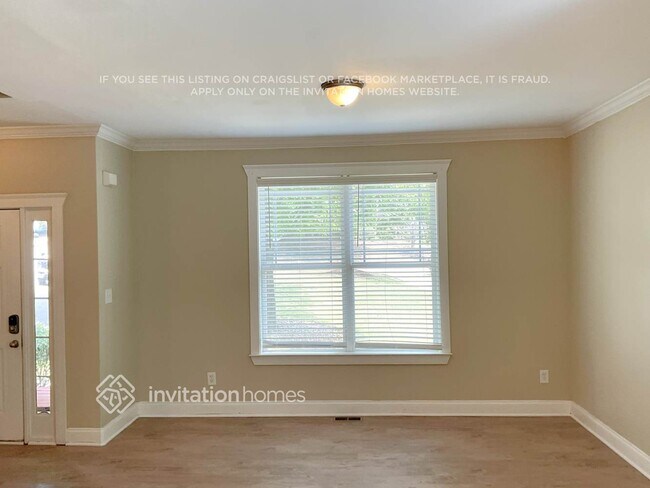 Building Photo - 1537 Boulder Walk Dr SE