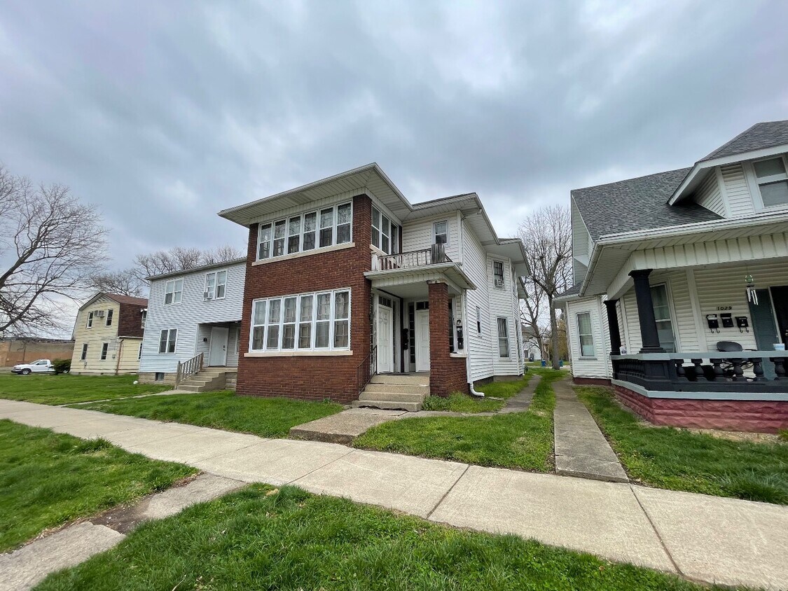 Primary Photo - 1033 N 7th St