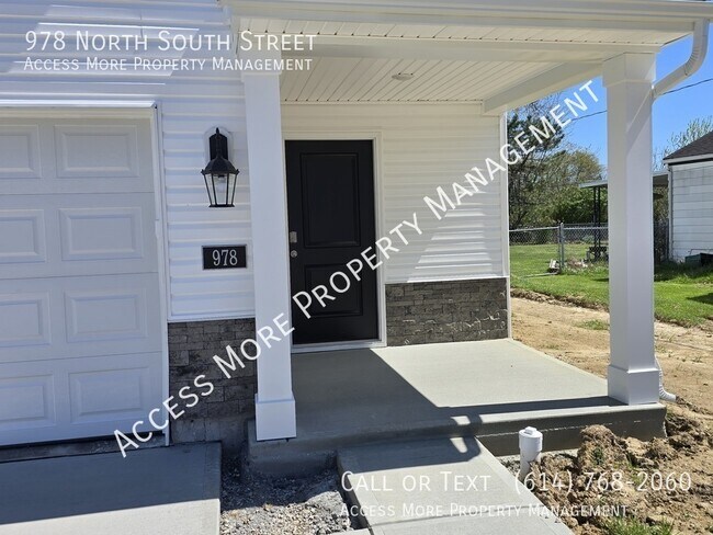 Foto del edificio - 978 N South St
