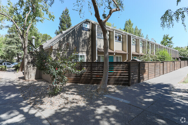 Building Photo - Portage Bay Apartments