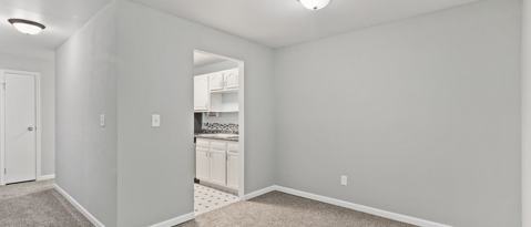 Foto del edificio - 571 Somerset Ln