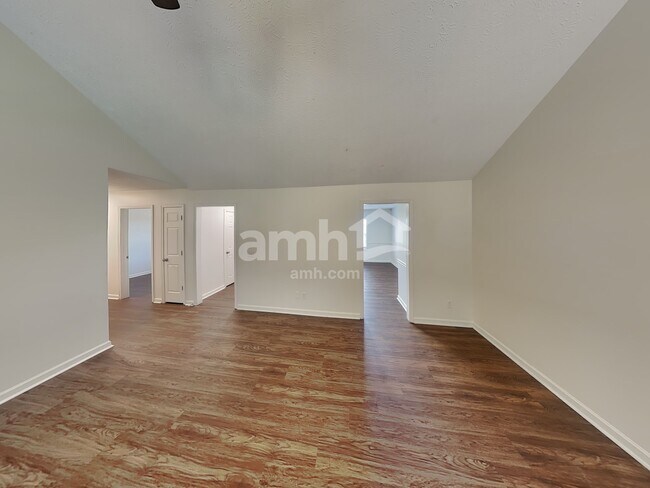 Foto del edificio - 4020 Snowbird Dr