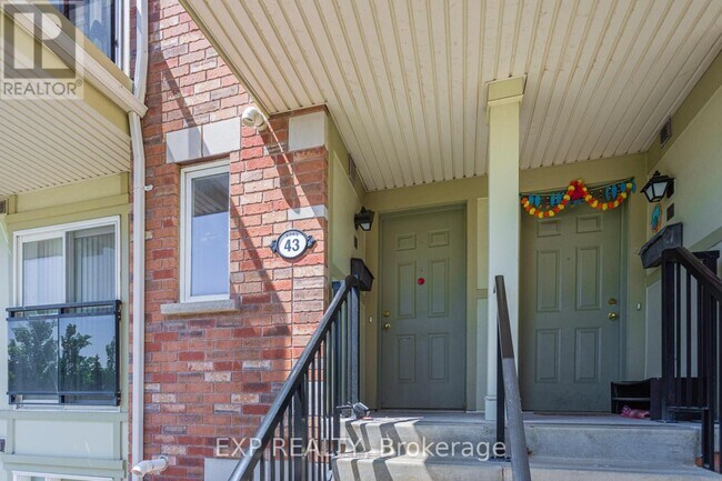 Building Photo - 2265 Bur Oak Ave