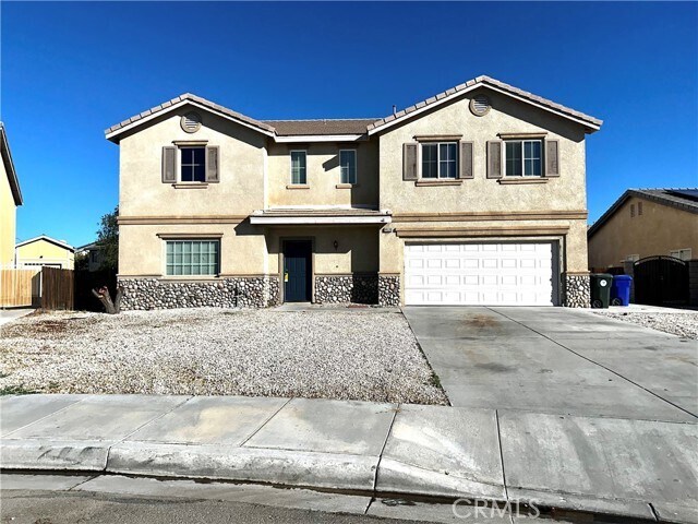 Foto principal - 14530 Phoenix St