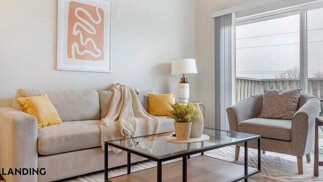 Foto del edificio - 8900 Archer Ave