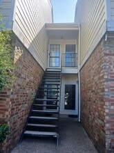 Building Photo - 9601 Forest Ln