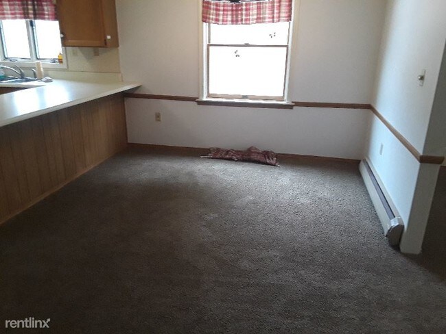 Building Photo - 2 br, 1 bath Apartment - 1342 Intervals Rd