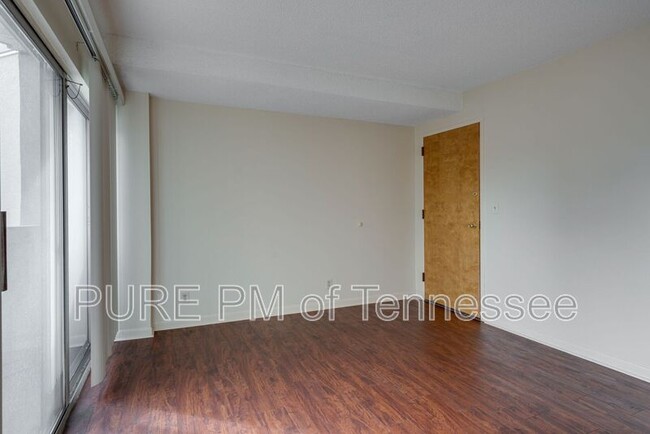 Foto del edificio - 900 19th Ave S