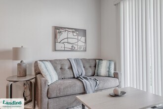 Building Photo - 515 Corso Ln