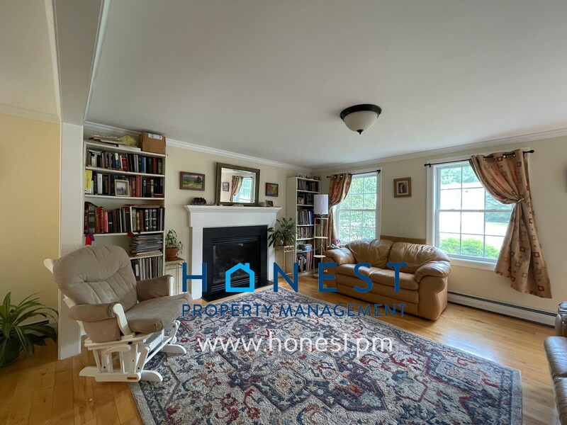 27 Eastfield Dr, Gray, ME 04039 House Rental in Gray, ME