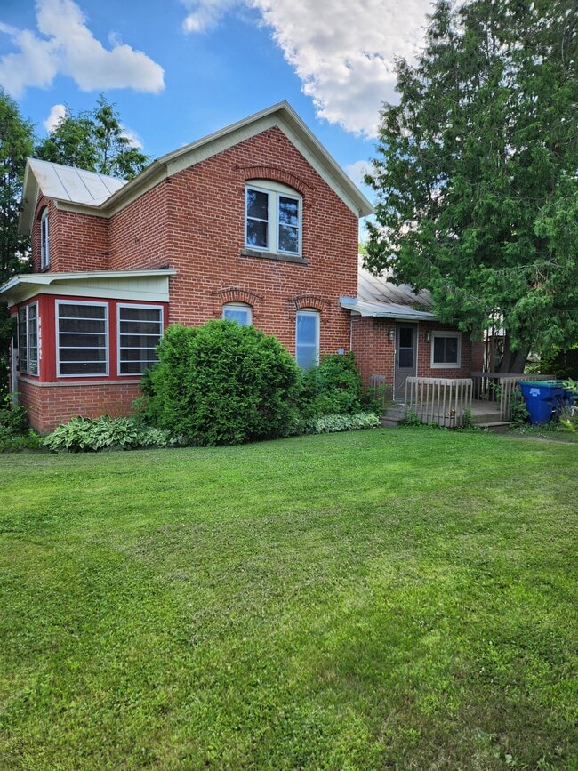 Building Photo - 4492 County Road J