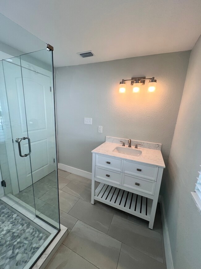 Foto del edificio - 506 Engman St