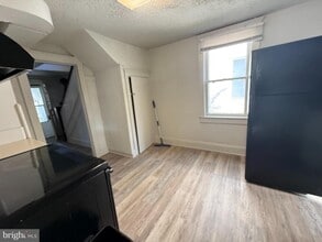 Building Photo - 313 Virginia Ave