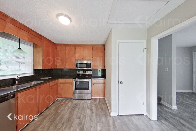 Building Photo - 4171 Forest Point Dr