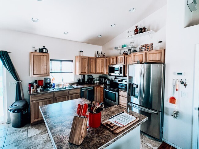 Foto del edificio - 659 Jena Loop