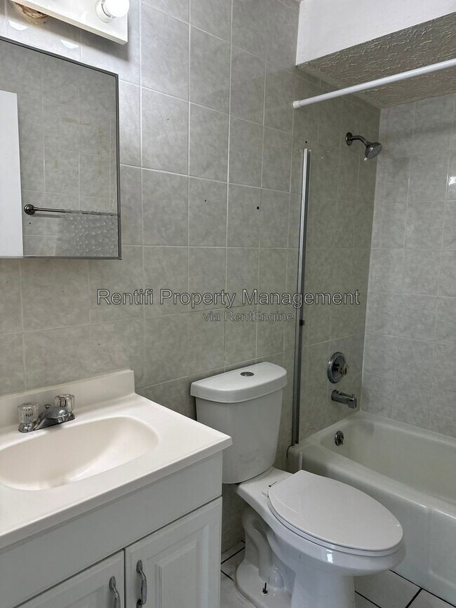 Foto del edificio - 717 SE 9th St