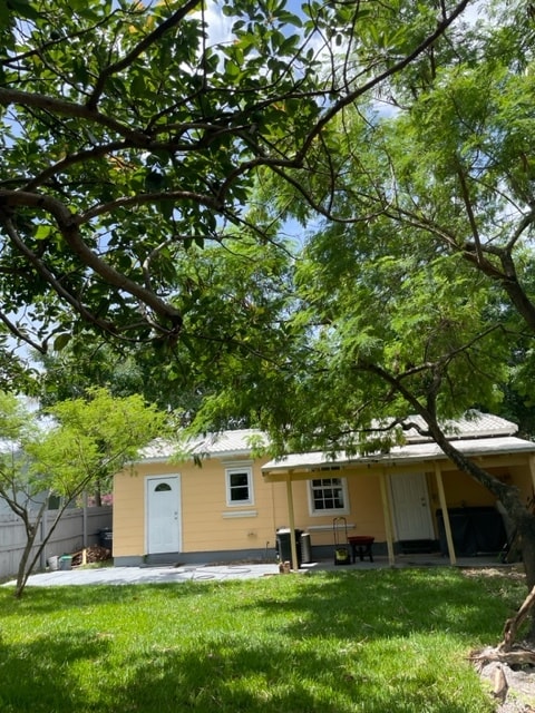 Building Photo - 2435 Grant St