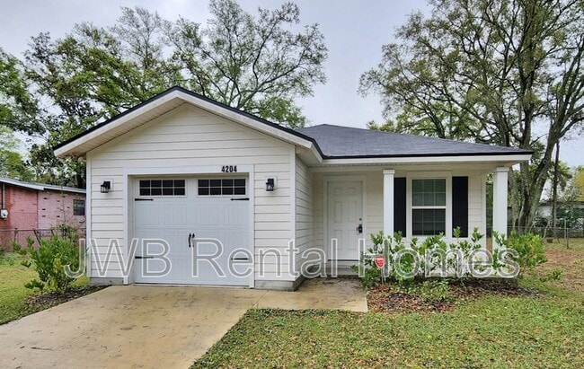 Building Photo - 4204 Katanga Dr N