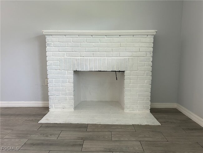 Foto del edificio - 4465 Birmingham St