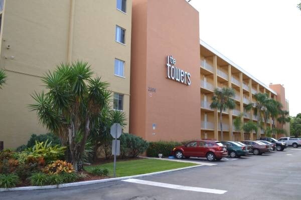 Towers Condominium - 2366 E Mall Dr