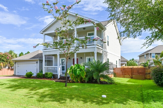 Building Photo - 131 Tropical Breeze Dr