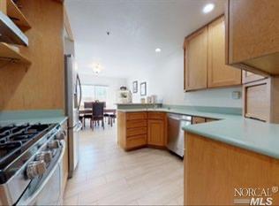 Building Photo - 36 Meridian Cir