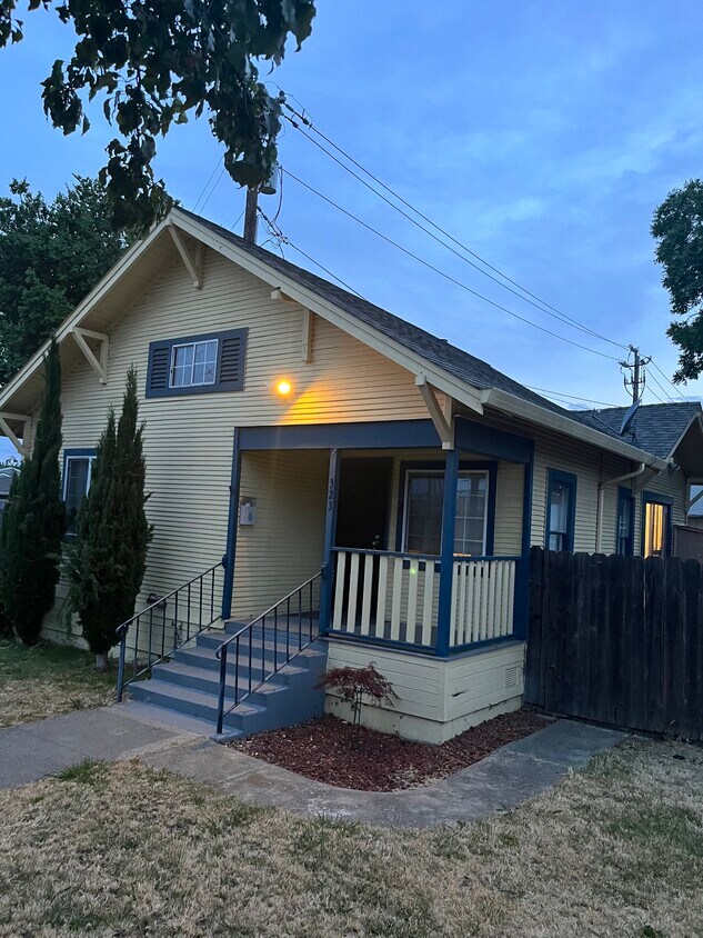 323 Jefferson St, Fairfield, CA 94533 House Rental in Fairfield, CA
