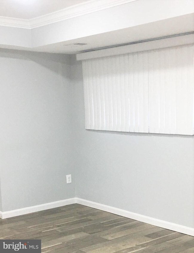 Foto del edificio - 53 Skyhill Rd