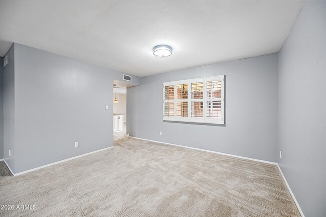 Building Photo - 5945 E Thomas Rd