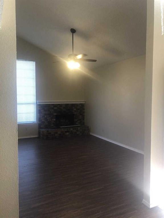 Primary Photo - 4375 Hulen Cir E
